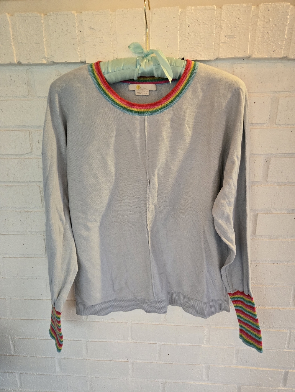 Boden• Pale Blue Crewneck Sweater with Rainbow Trim. Sz 8